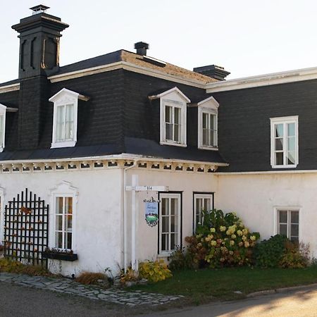 Auberge Le Petit Sejour Chateau Richer Exterior photo