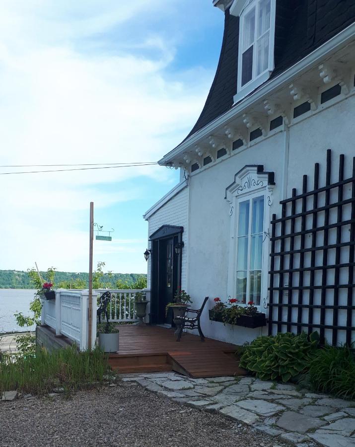 Auberge Le Petit Sejour Chateau Richer Exterior photo