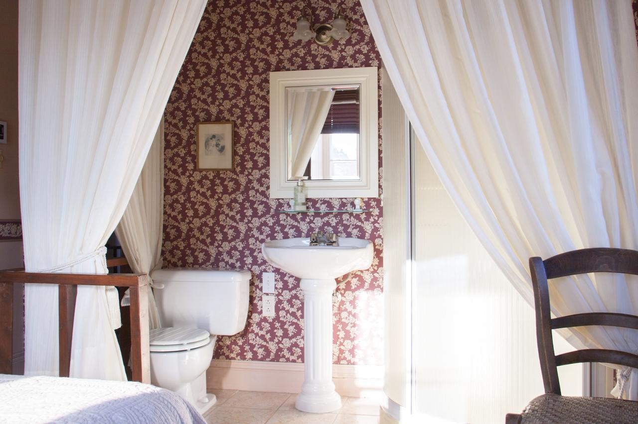 Auberge Le Petit Sejour Chateau Richer Exterior photo