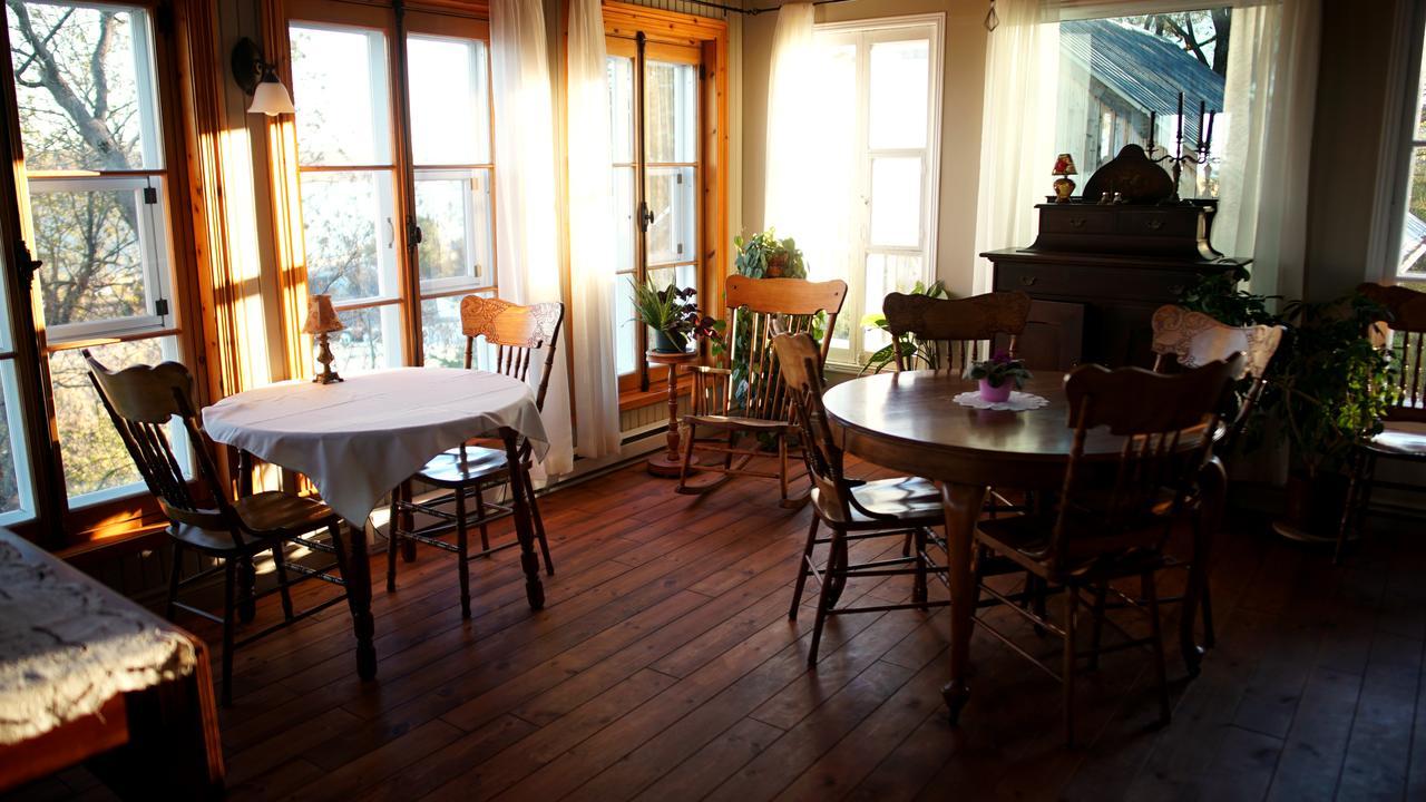 Auberge Le Petit Sejour Chateau Richer Exterior photo