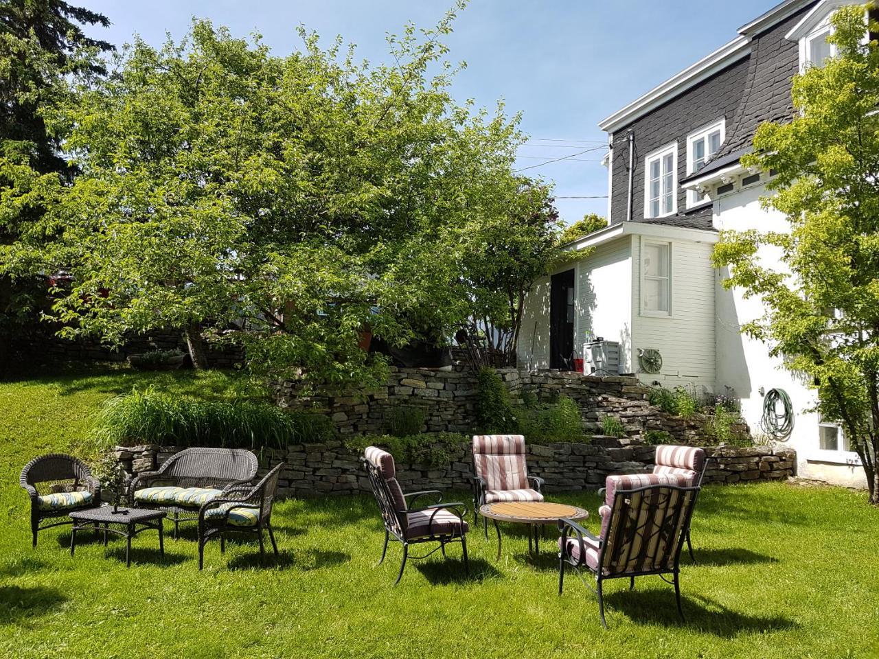Auberge Le Petit Sejour Chateau Richer Exterior photo